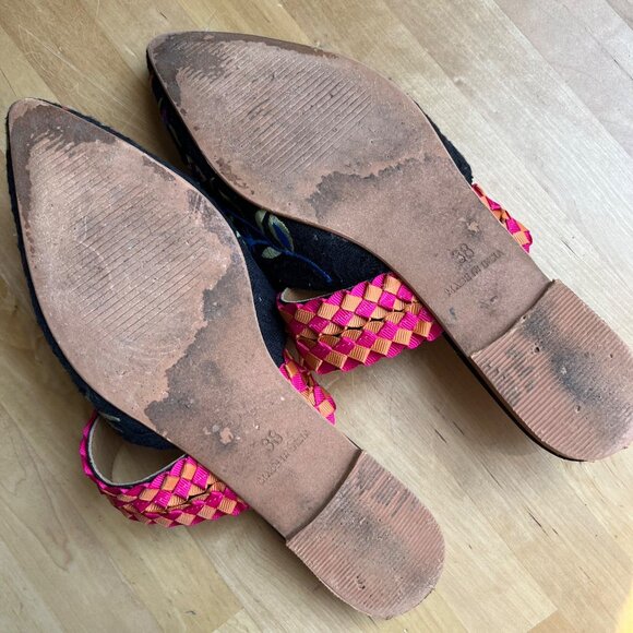 SIZE 38 7.5 8 Anthropologie Paz Boho Embroidered Woven Ribbon Black Mules Slides - Picture 9 of 11